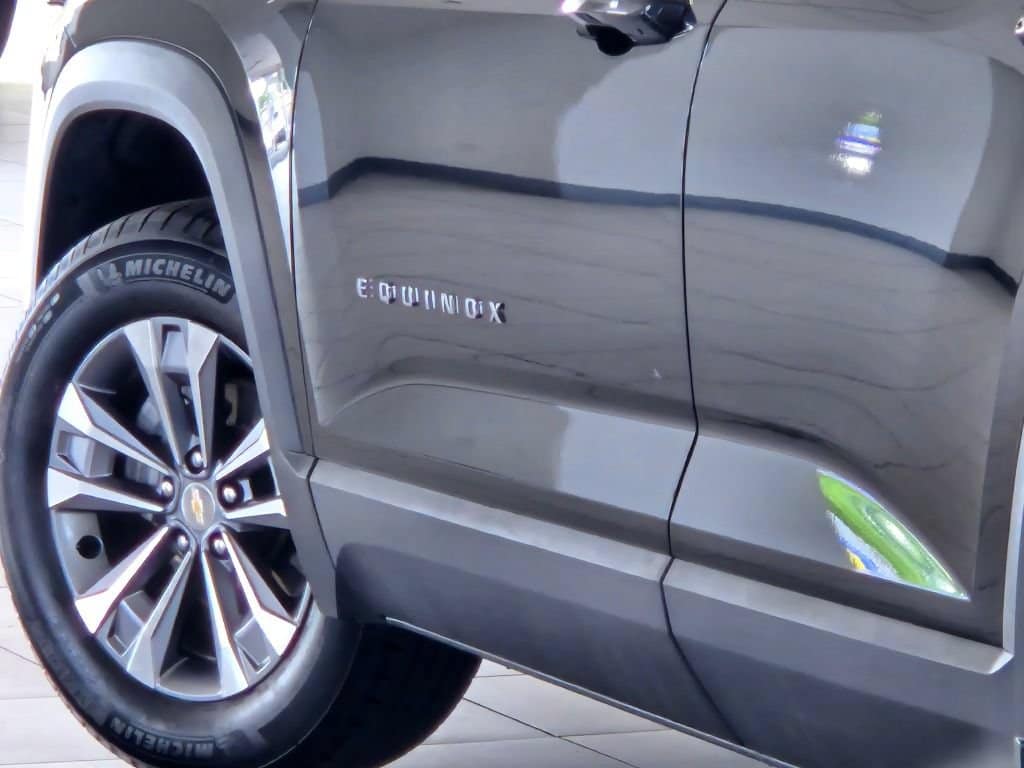 2025 Chevrolet Equinox LT - Photo 14