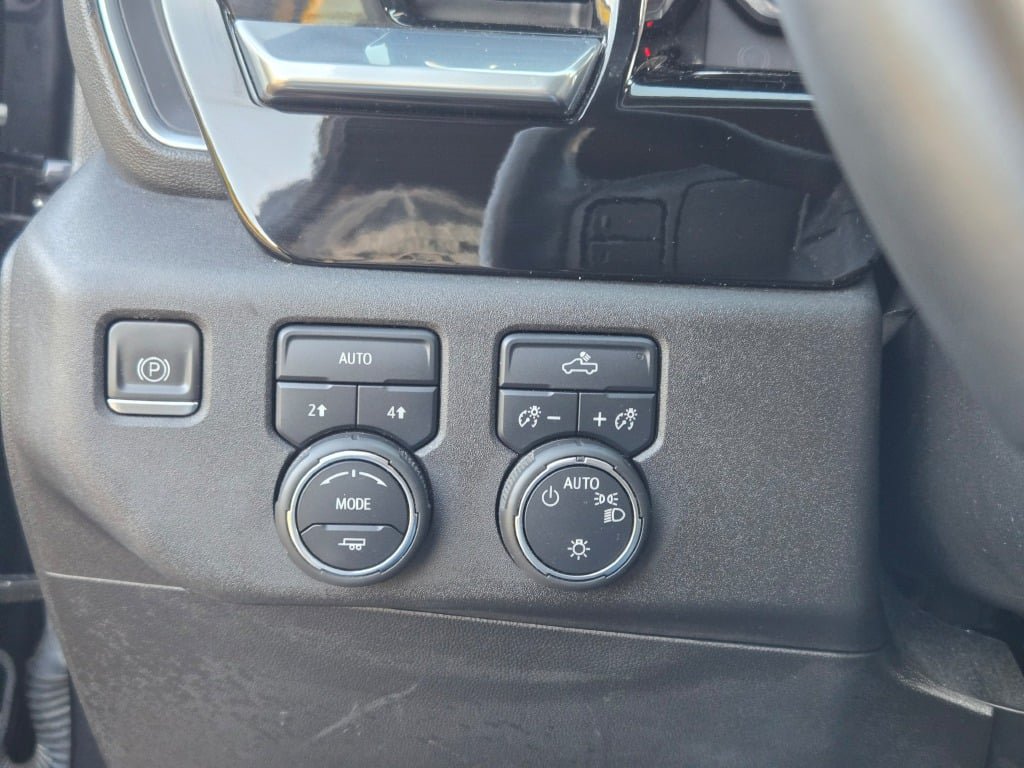 2023 Chevrolet Silverado 1500 LT - Photo 27
