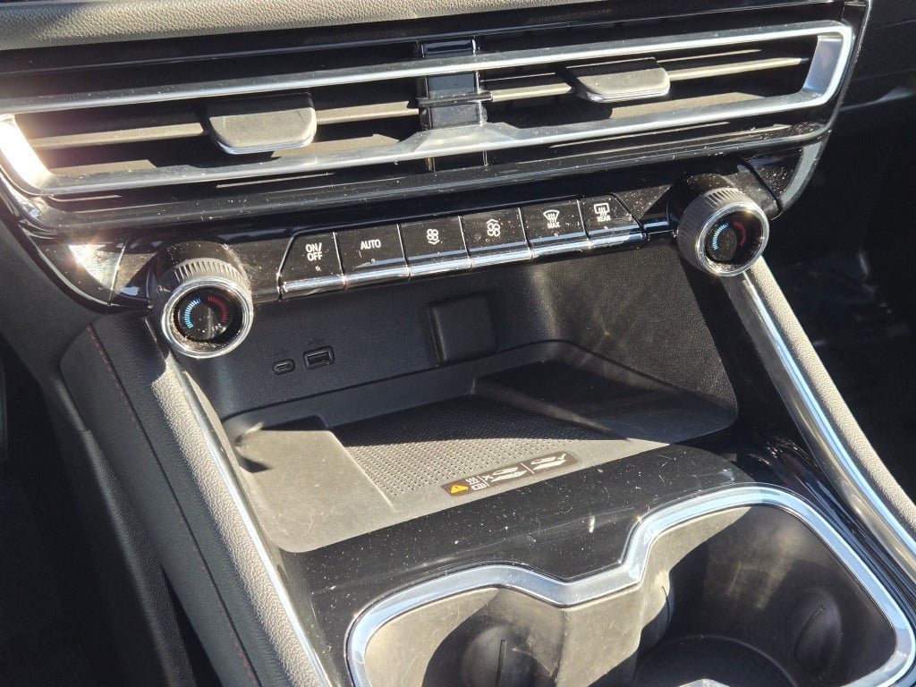 2024 Chevrolet Traverse RS - Photo 31