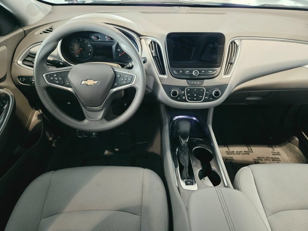 2025 Chevrolet Malibu 1LT - Photo 17