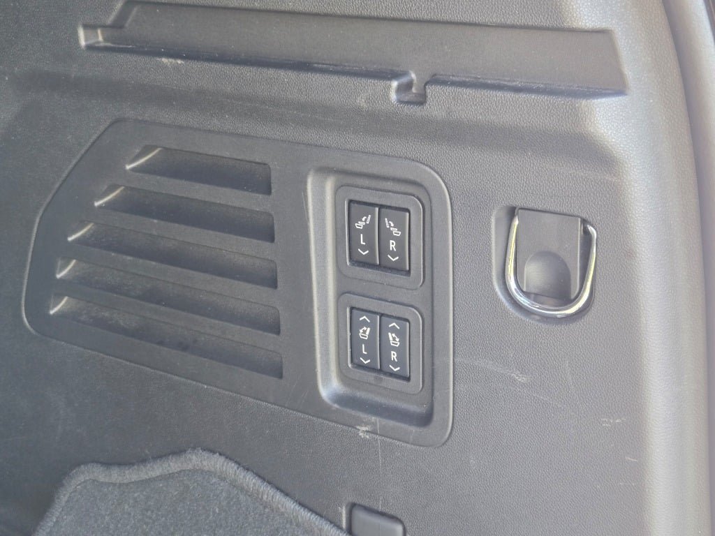 2024 Chevrolet Traverse RS - Photo 17