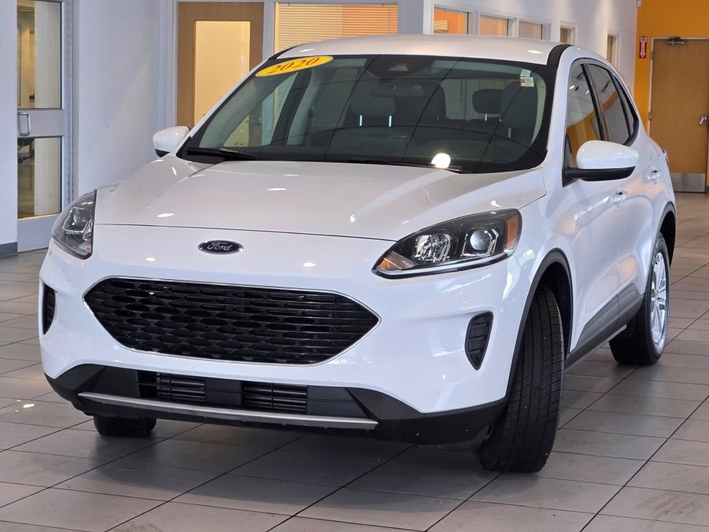 Used 2020 Ford Escape SE