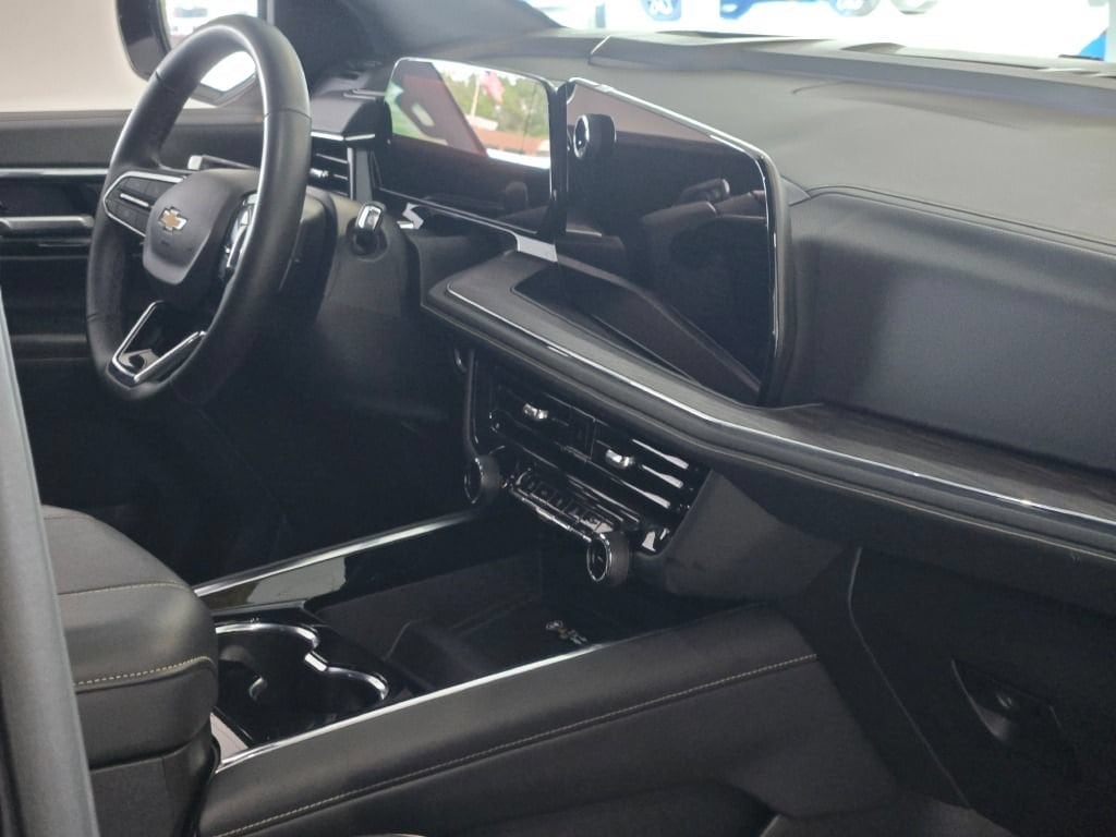 2025 Chevrolet Tahoe Premier - Photo 8