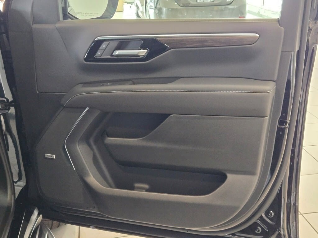 New 2026 Chevrolet Suburban Premier SUV