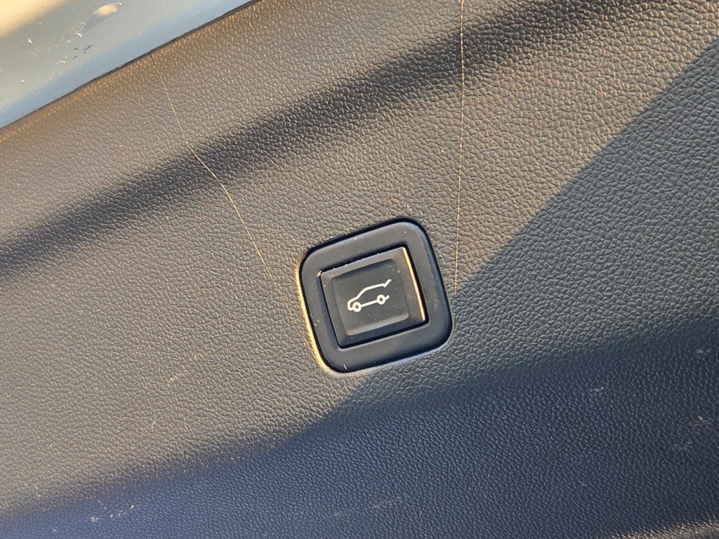 2022 Chevrolet Tahoe RST - Photo 17