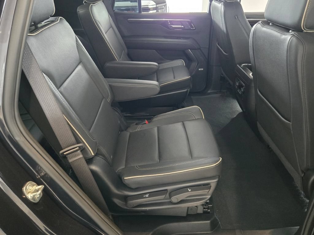 2025 Chevrolet Tahoe Premier - Photo 10