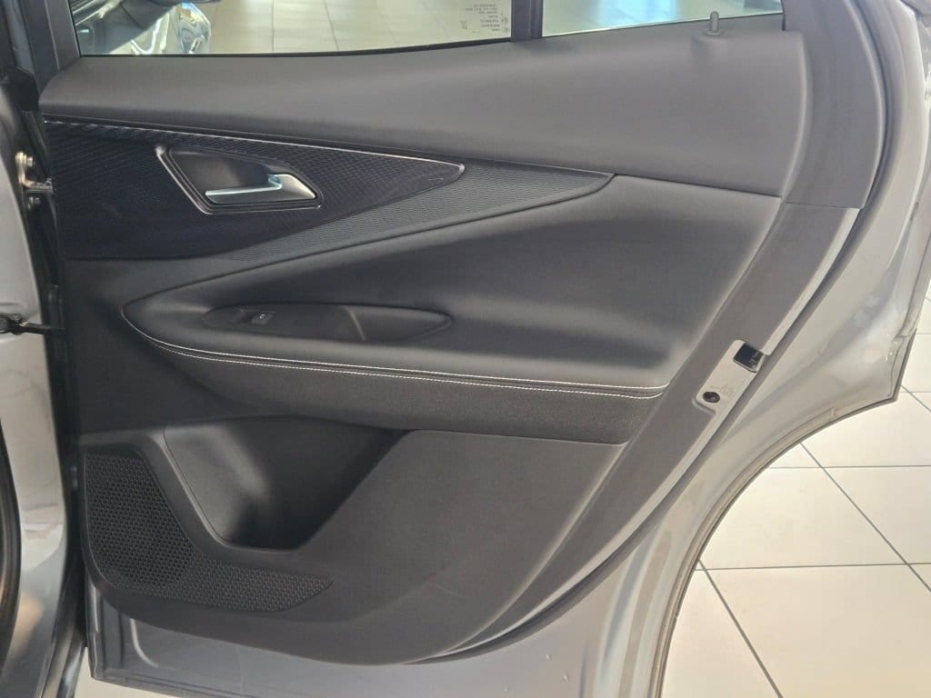 2024 Chevrolet Blazer EV LT - Photo 8
