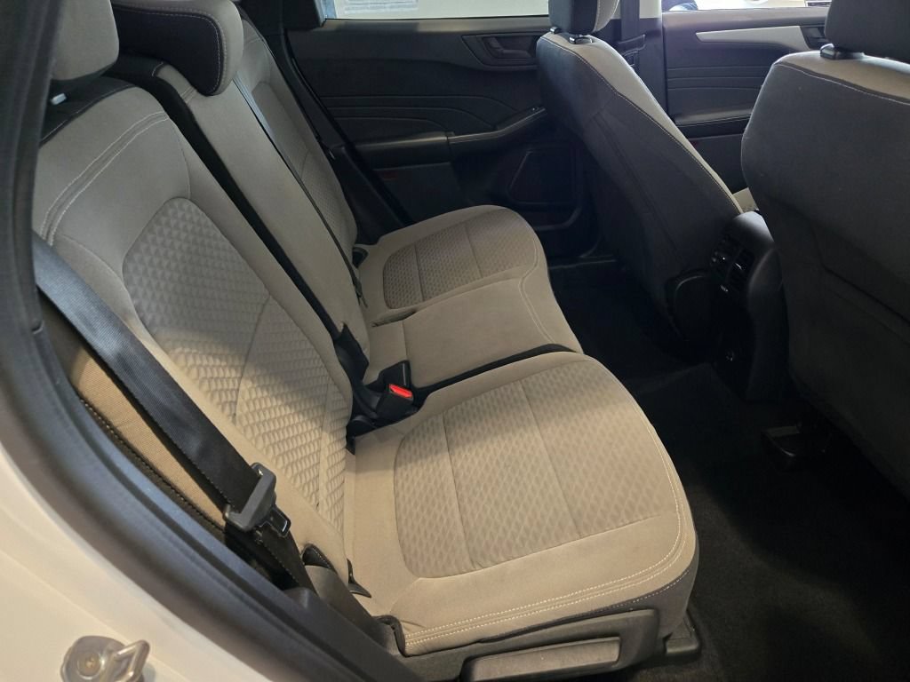 2022 Ford Escape SE - Photo 9