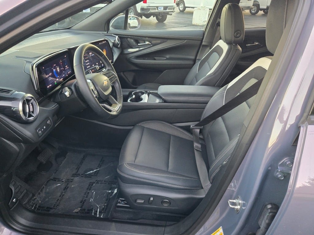 2024 Chevrolet Blazer EV LT - Photo 22