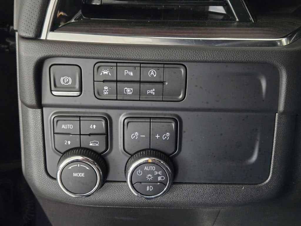2025 Chevrolet Tahoe Premier - Photo 31