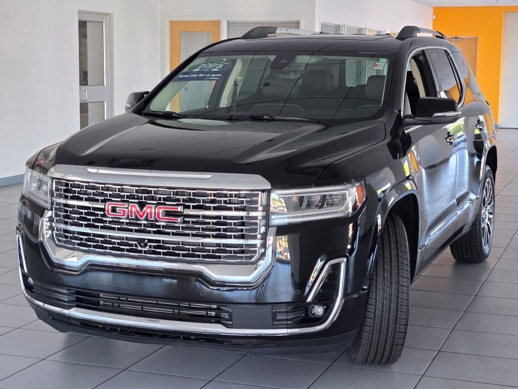 Used 2023 GMC Acadia Denali SUV