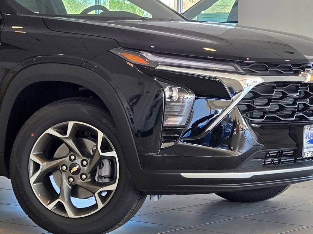 New 2026 Chevrolet Trax LT SUV