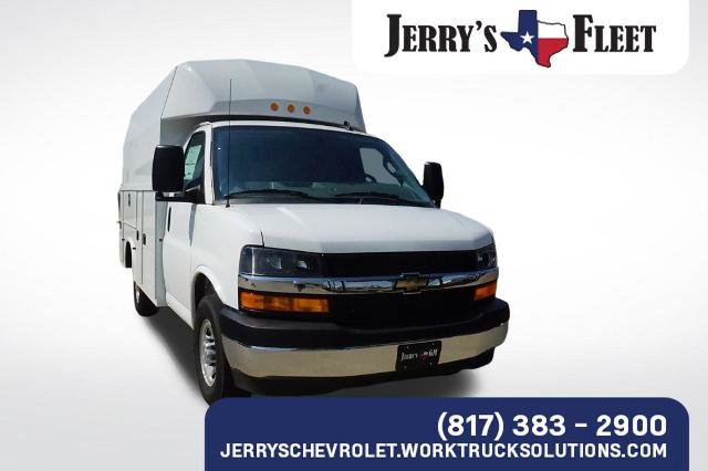 2025 Chevrolet Express Cutaway Work Van Truck