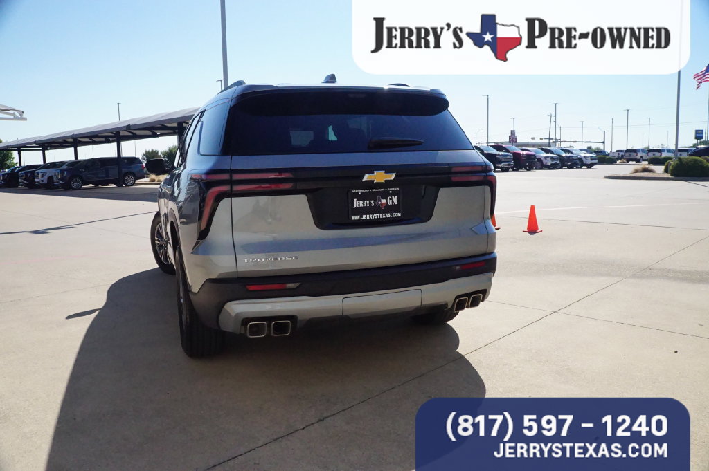 Used 2026 Chevrolet Traverse LT SUV