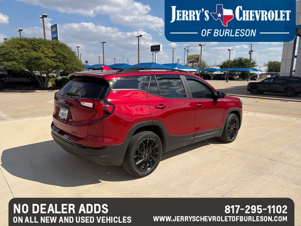 Used 2024 GMC Terrain SLE SUV
