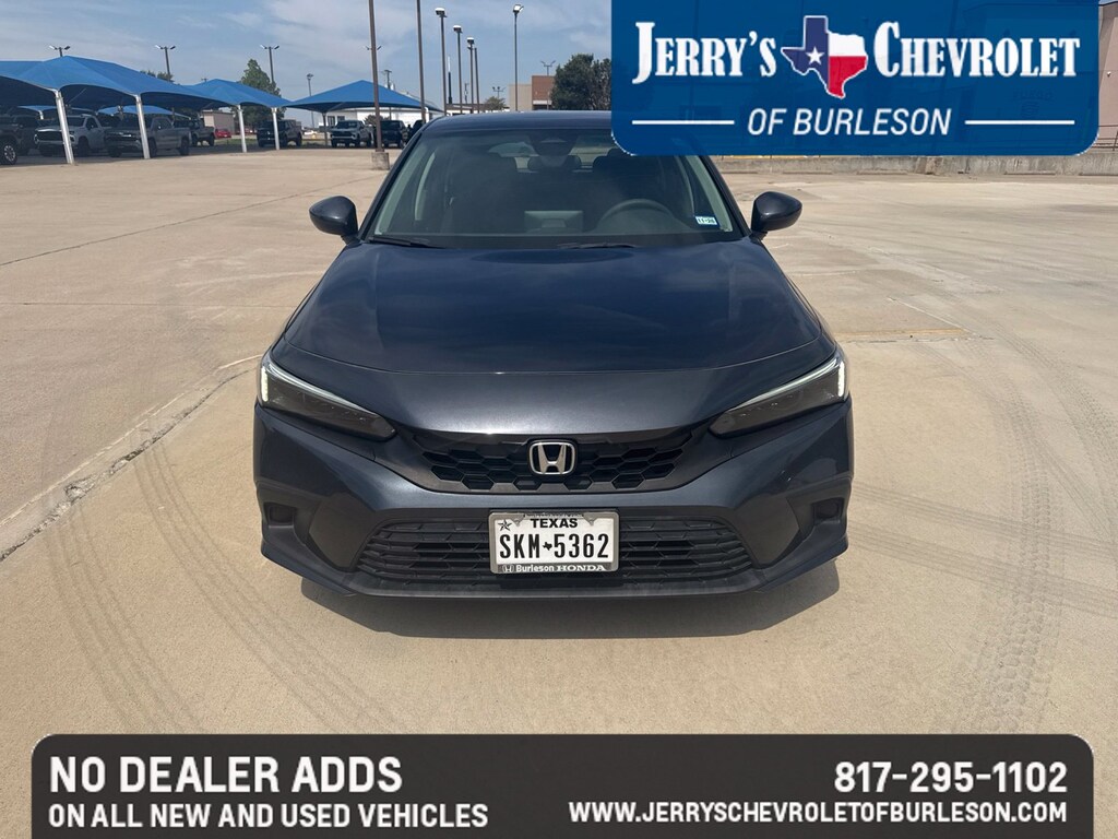 Used 2022 Honda Civic LX Hatchback
