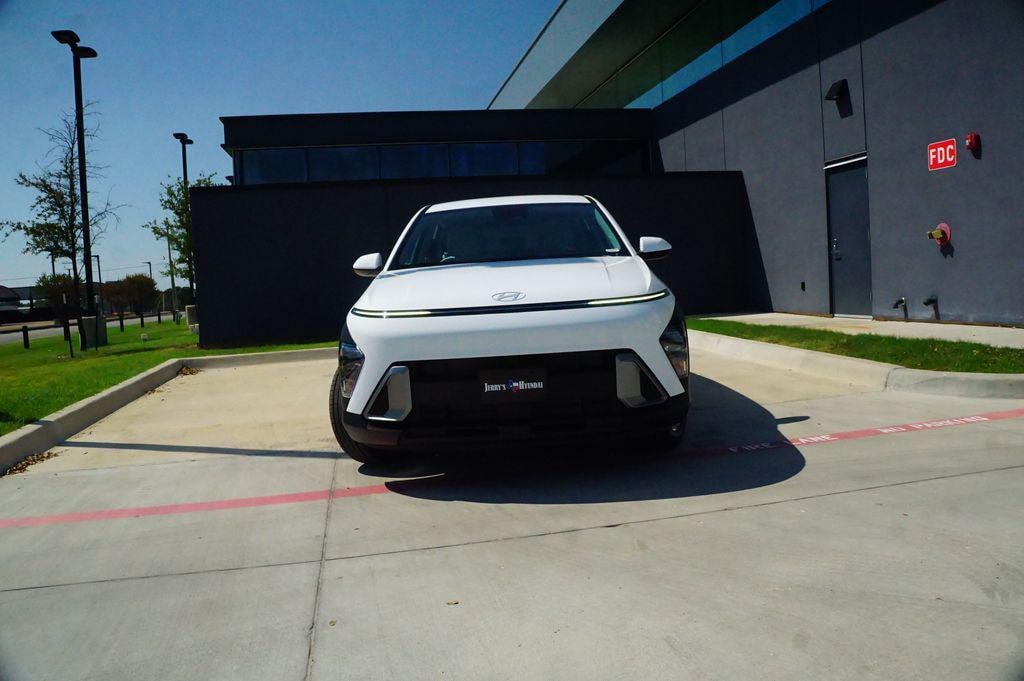 New 2027 Hyundai Kona SE FWD SUV