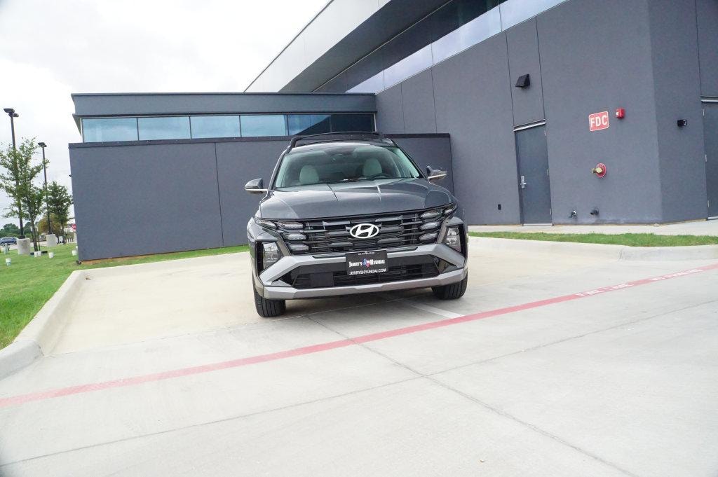 New 2026 Hyundai Tucson SEL Premium FWD SUV