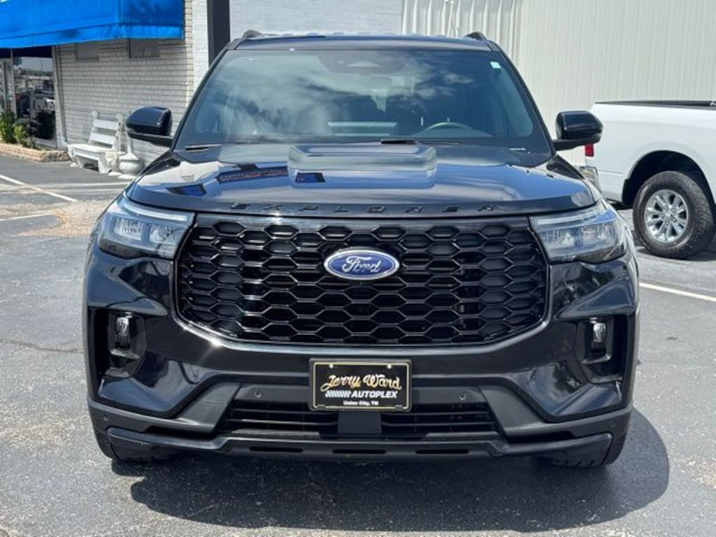 Used 2025 Ford Explorer ST-Line SUV