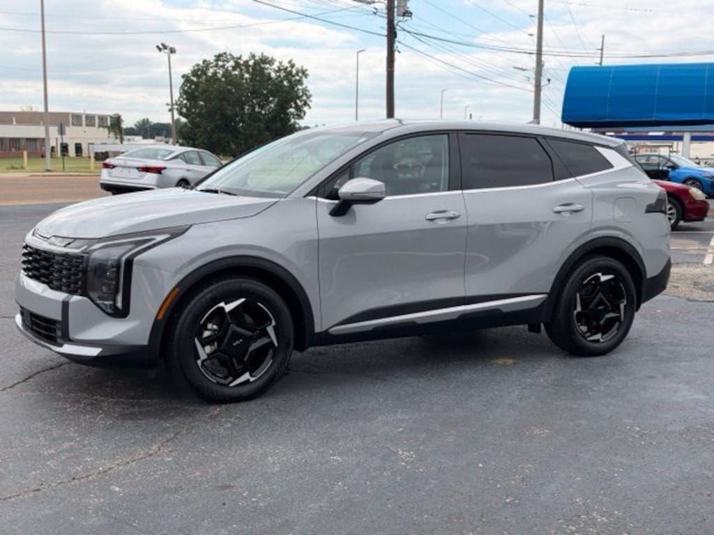 Used 2026 Kia Sportage EX SUV