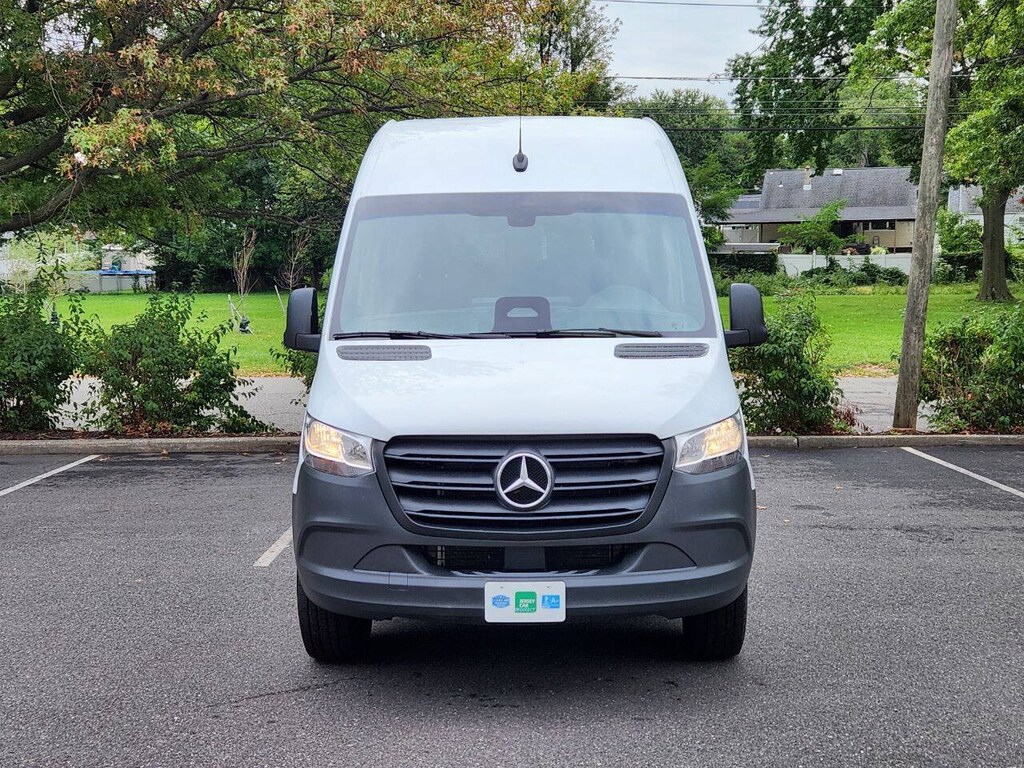 Used 2026 Mercedes-Benz Sprinter Passenger Van 2500 3dr 170 in. WB High Roof Passenger Van (2.0L 2500 High Roof I4 Diesel 170 RWD