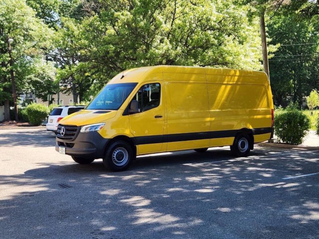 Used 2021 Mercedes-Benz Sprinter Cargo Van 2500 4x2 3dr 170 in. WB High Roof Cargo Van (2.0L 2500 High Roof I4 Gas 170 RWD