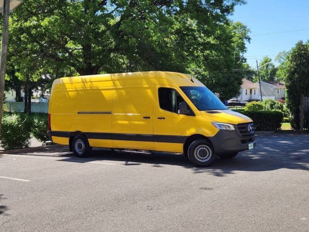 Used 2021 Mercedes-Benz Sprinter Cargo Van 2500 4x2 3dr 170 in. WB High Roof Cargo Van (2.0L 2500 High Roof I4 Gas 170 RWD