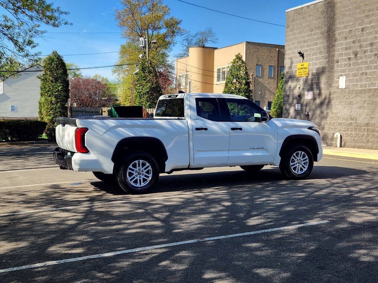 2022 Toyota Tundra SR5 - Photo 6