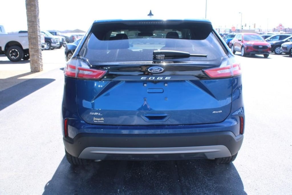 Used 2023 Ford Edge SUV