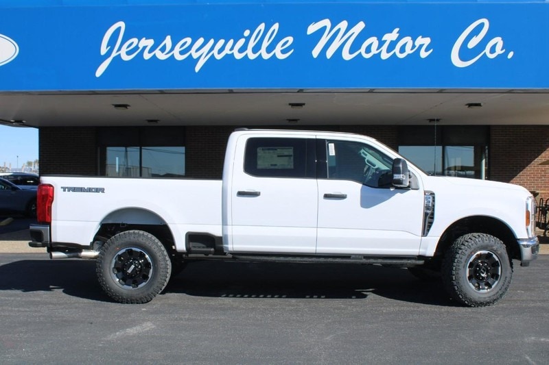 2026 Ford F-350 Super Duty XLT