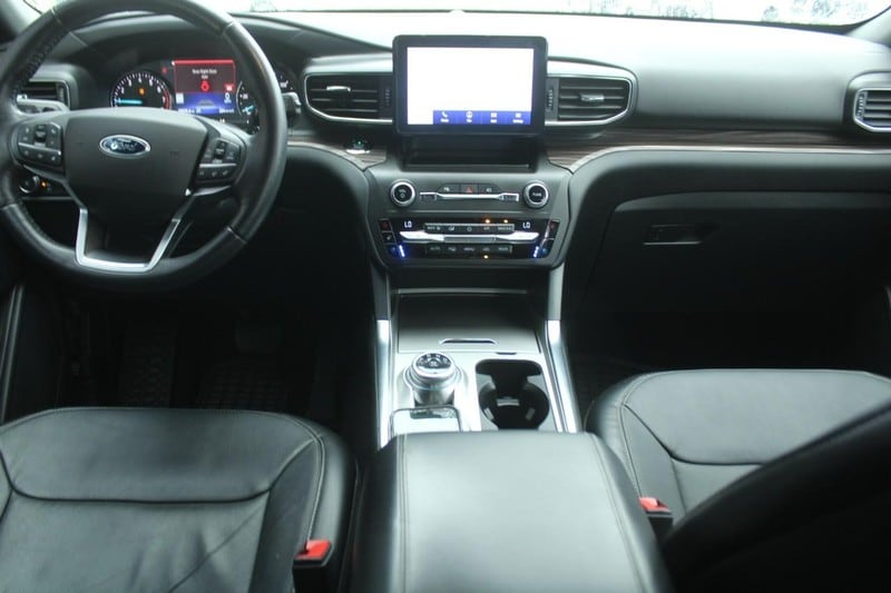 2020 Ford Explorer Limited - Photo 9