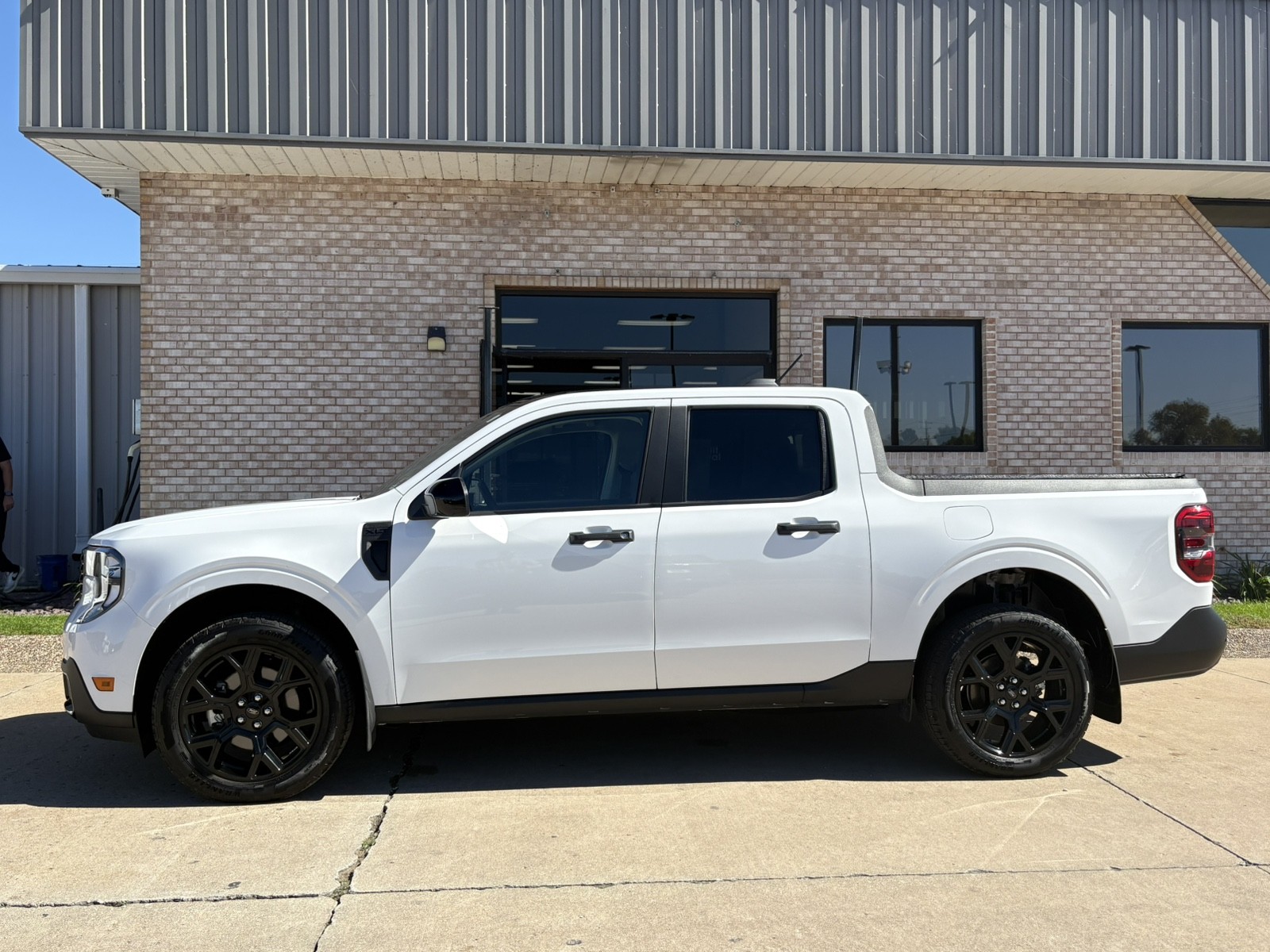 Used 2025 Ford Maverick XLT Pickup Truck