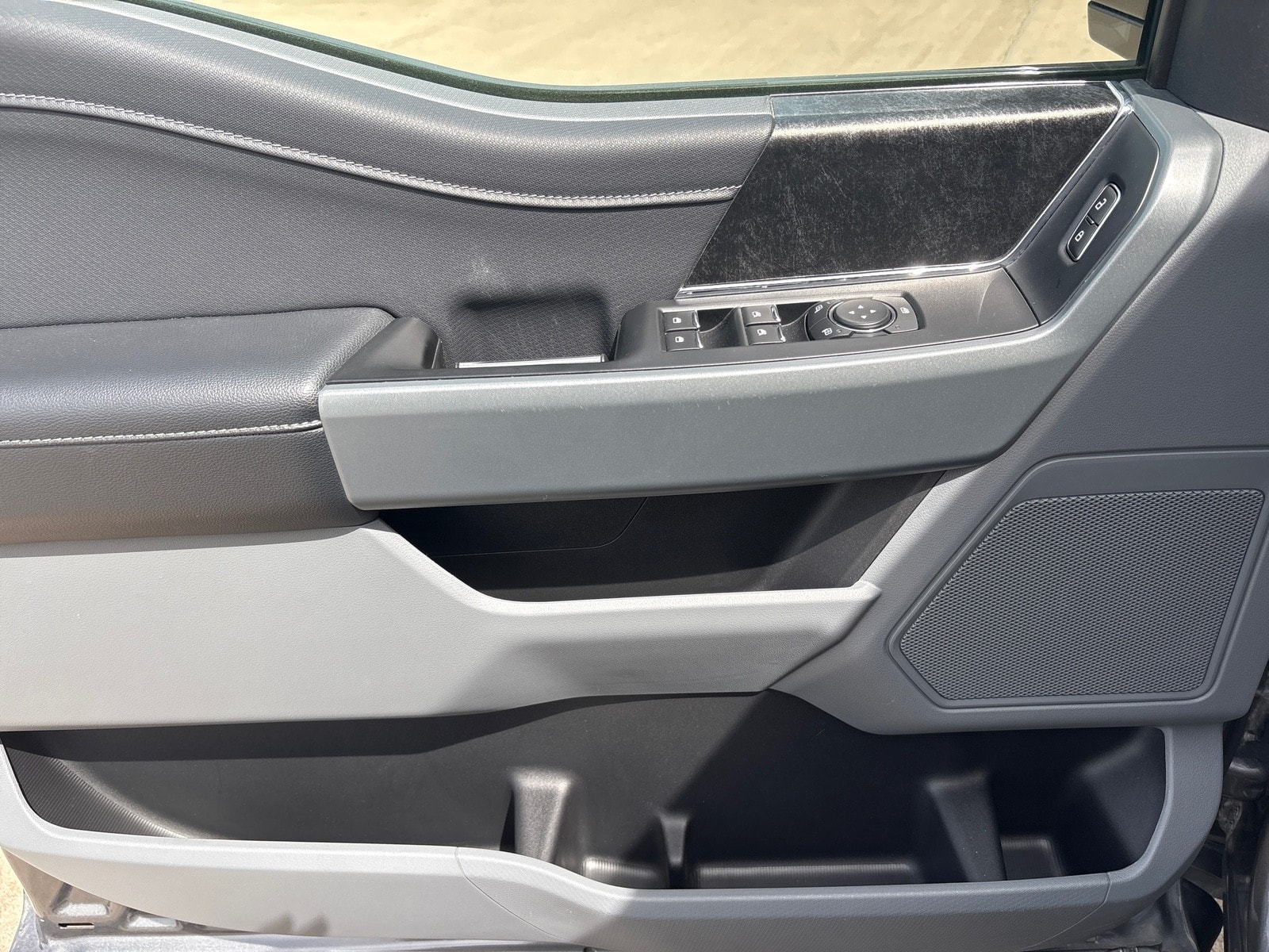 2022 Ford F-150 XLT - Photo 15