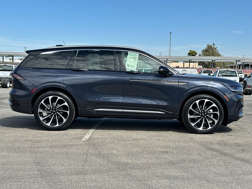 Certified 2024 Lincoln Nautilus Black Label SUV