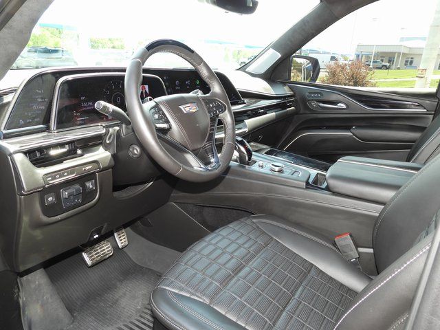2023 Cadillac Escalade V-Series - Photo 46