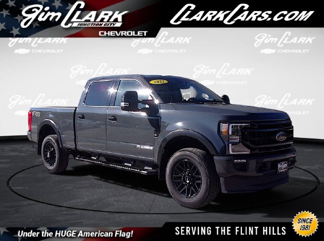 2021 Ford F-250SD Lariat Truck