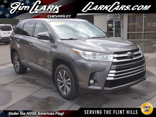 2019 Toyota Highlander XLE SUV