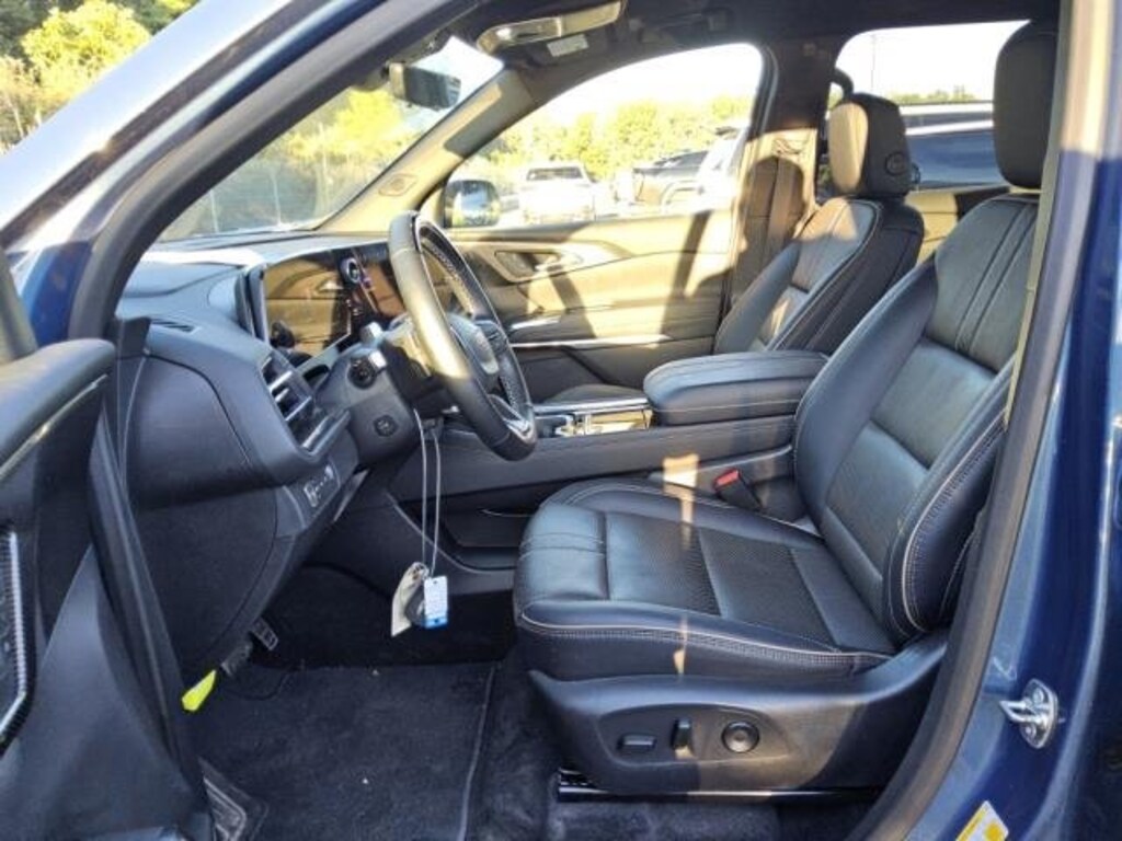 Used 2026 Chevrolet Traverse High Country SUV