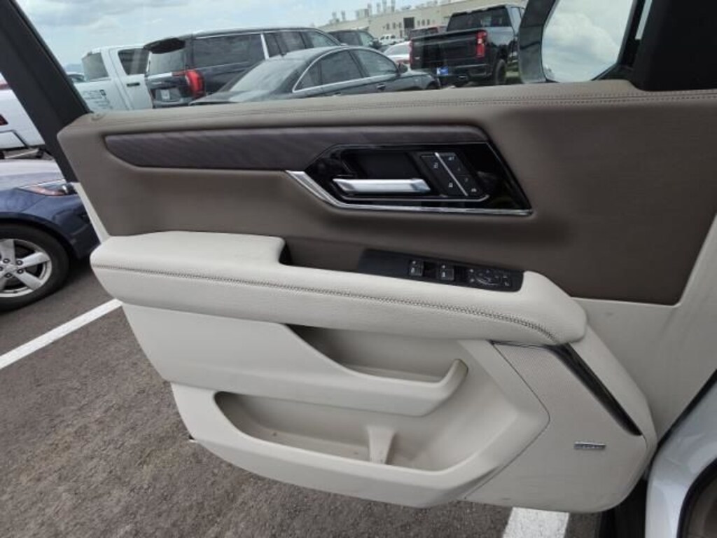 Used 2025 GMC Yukon Denali SUV