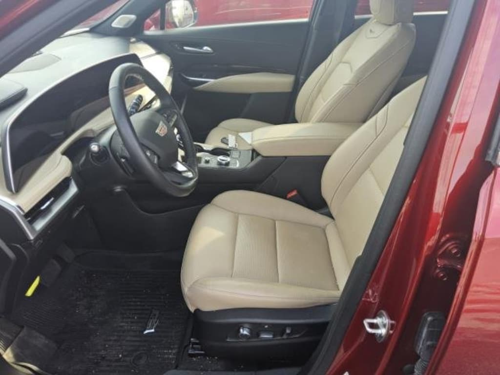 Used 2025 Cadillac XT4 Premium Luxury SUV