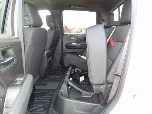2026 Chevrolet Colorado Z71 - Photo 45