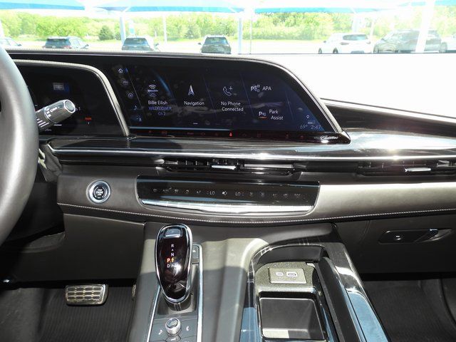 2023 Cadillac Escalade V-Series - Photo 52
