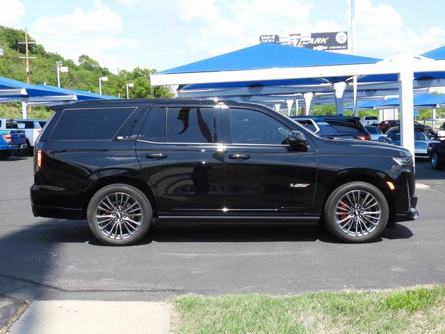 2023 Cadillac Escalade V-Series - Photo 36