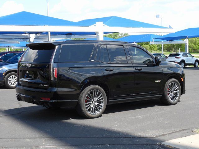 2023 Cadillac Escalade V-Series - Photo 37