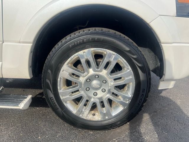 2012 Ford Expedition Limited - Photo 24