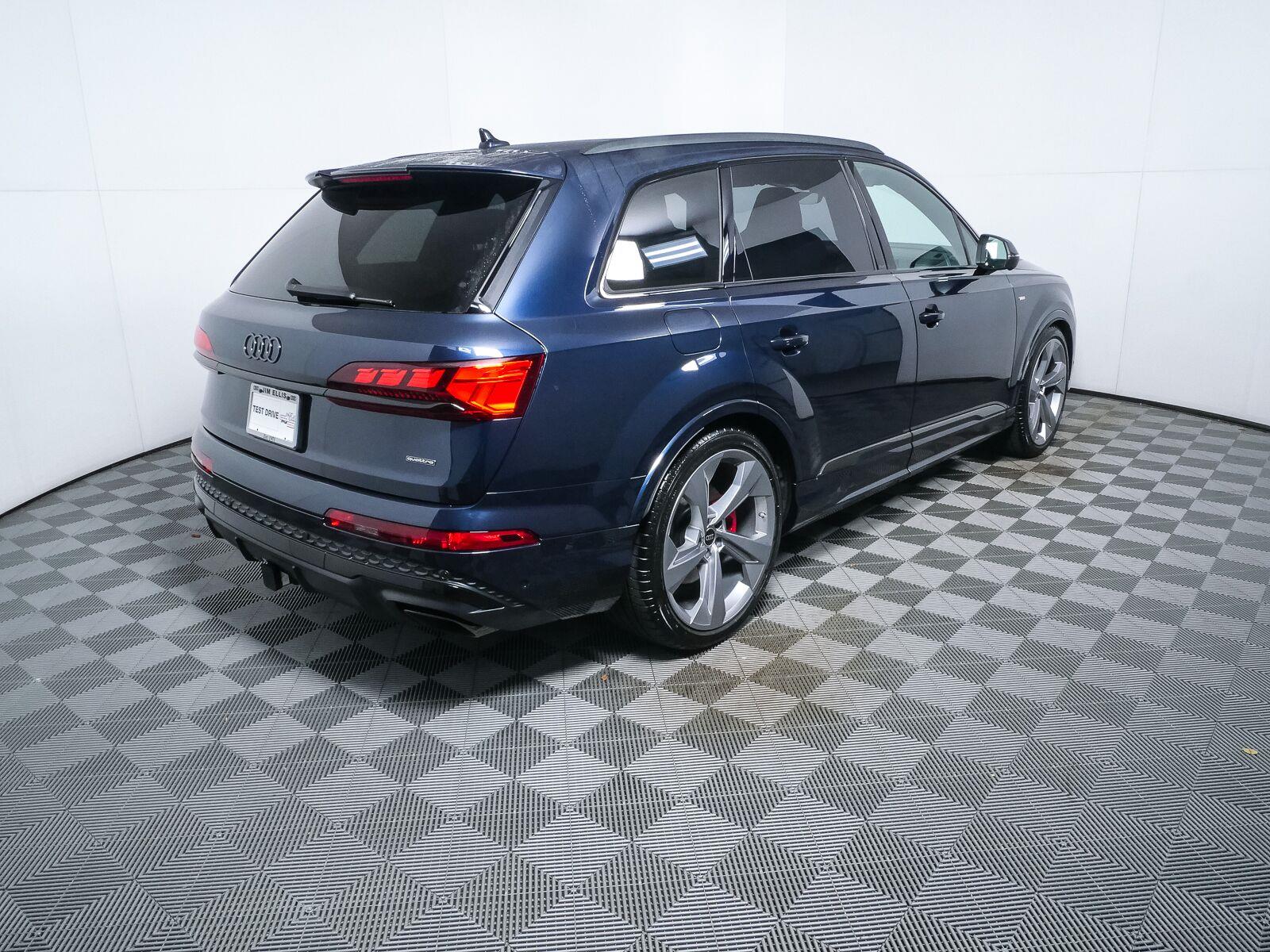 New 2026 Audi Q7 SUV