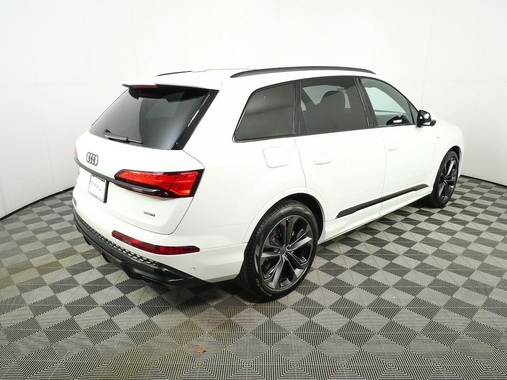 New 2026 Audi Q7 SUV