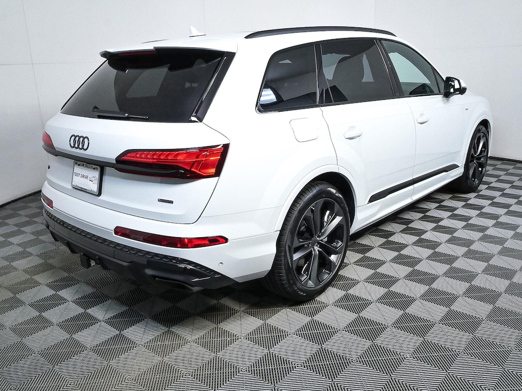 New 2026 Audi Q7 SUV