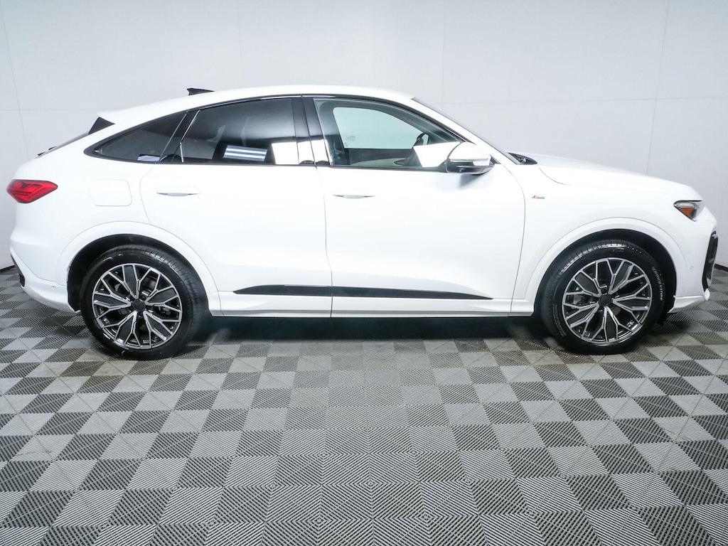 New 2026 Audi Q5 Sportback quattro Sportback