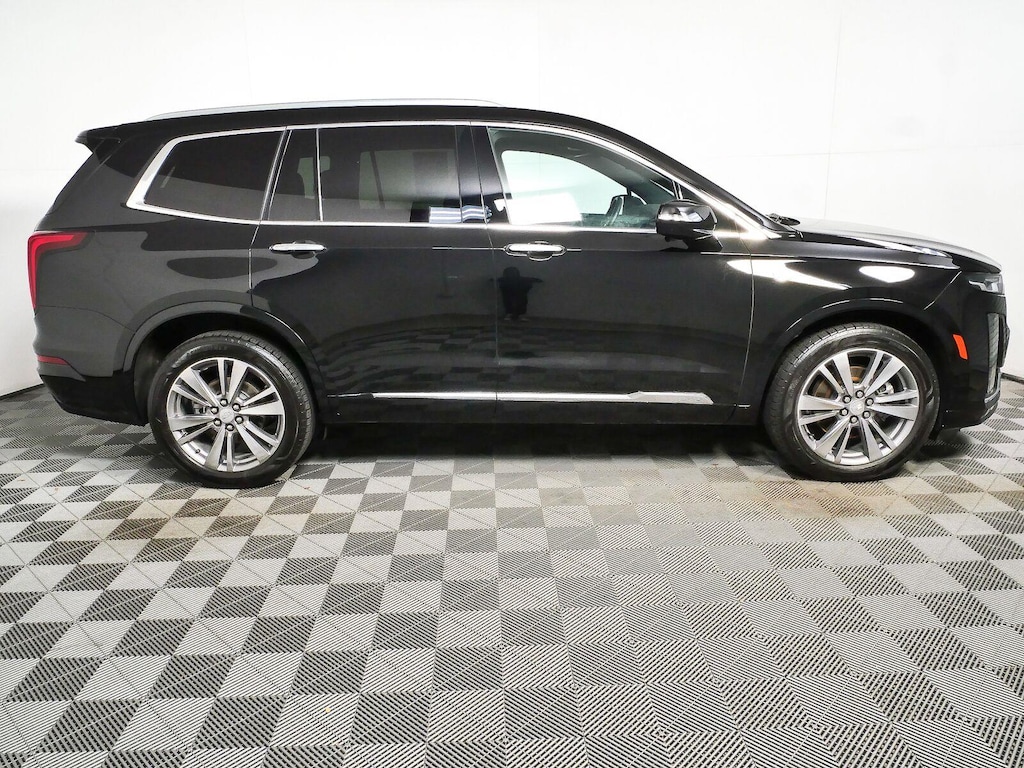 Used 2022 Cadillac XT6 Premium Luxury SUV